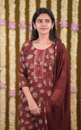 Charusree (Kurti Pant Dupatta)