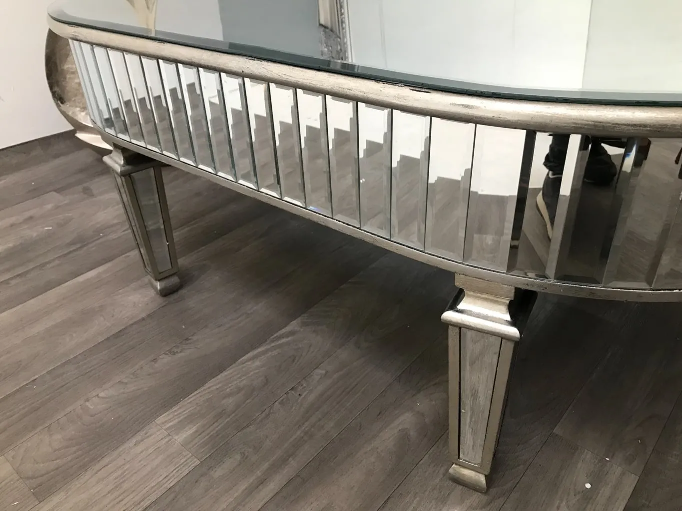 Mirrored Coffee Table » Oval silver finish