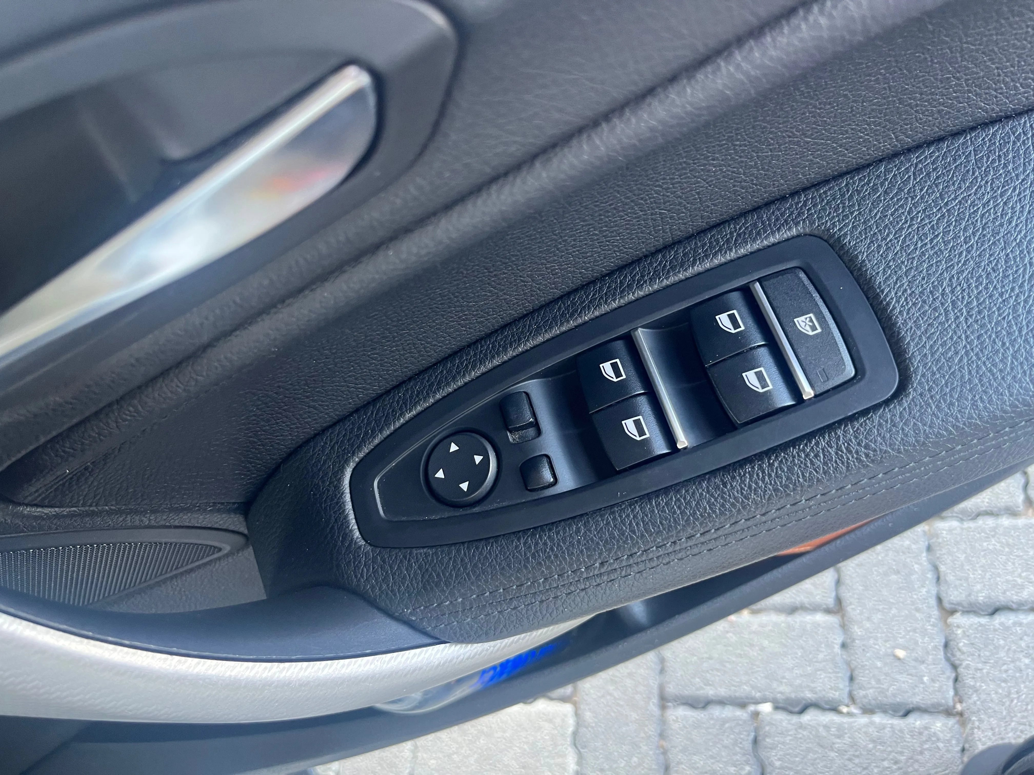 Power Folding Mirrors Retrofit
