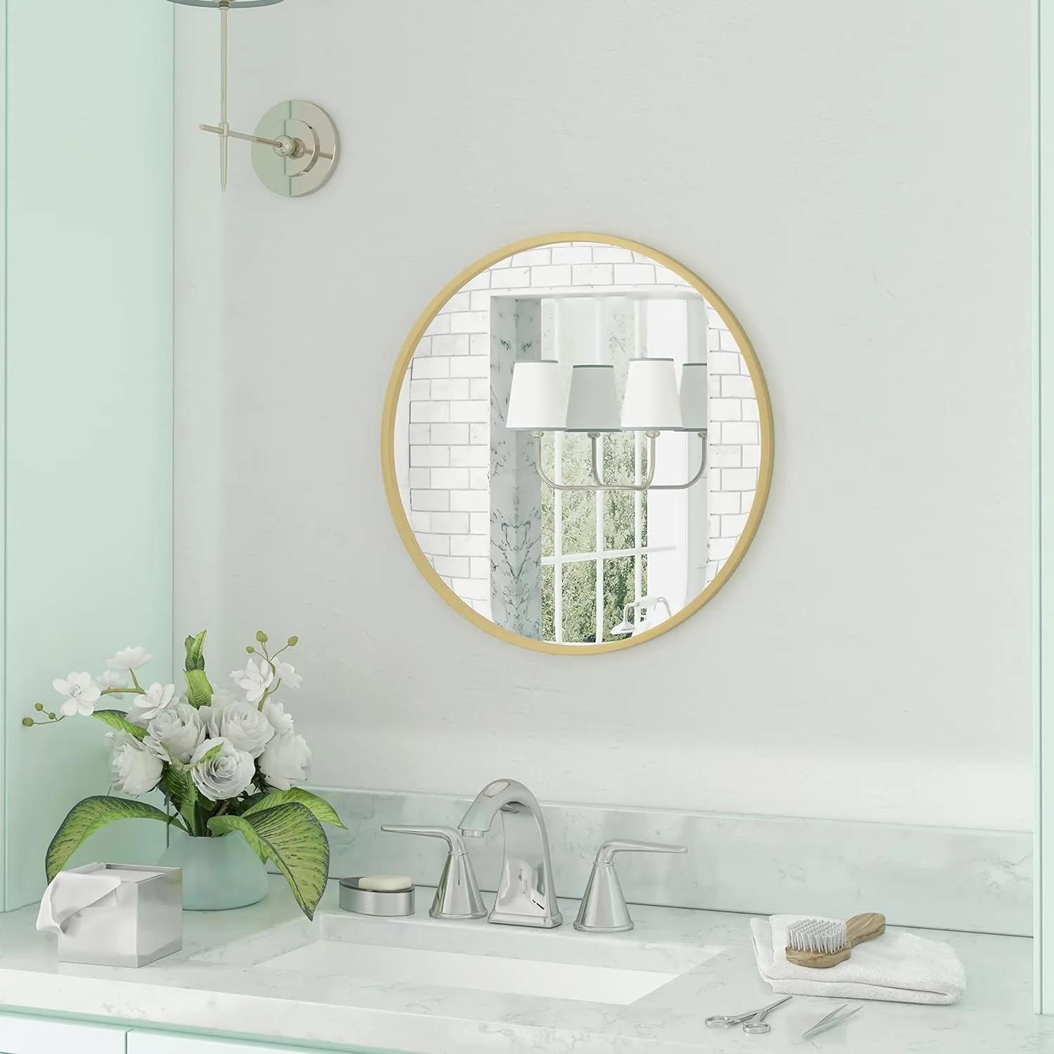 SmileSellers Metal Decorative HD Clear Mirror Wall Mount Round Wall Mirror for Bedroom, Home Decor, wash Basin, Vanity, Makeup, Bathroom (21"X21"-GOLDEN)