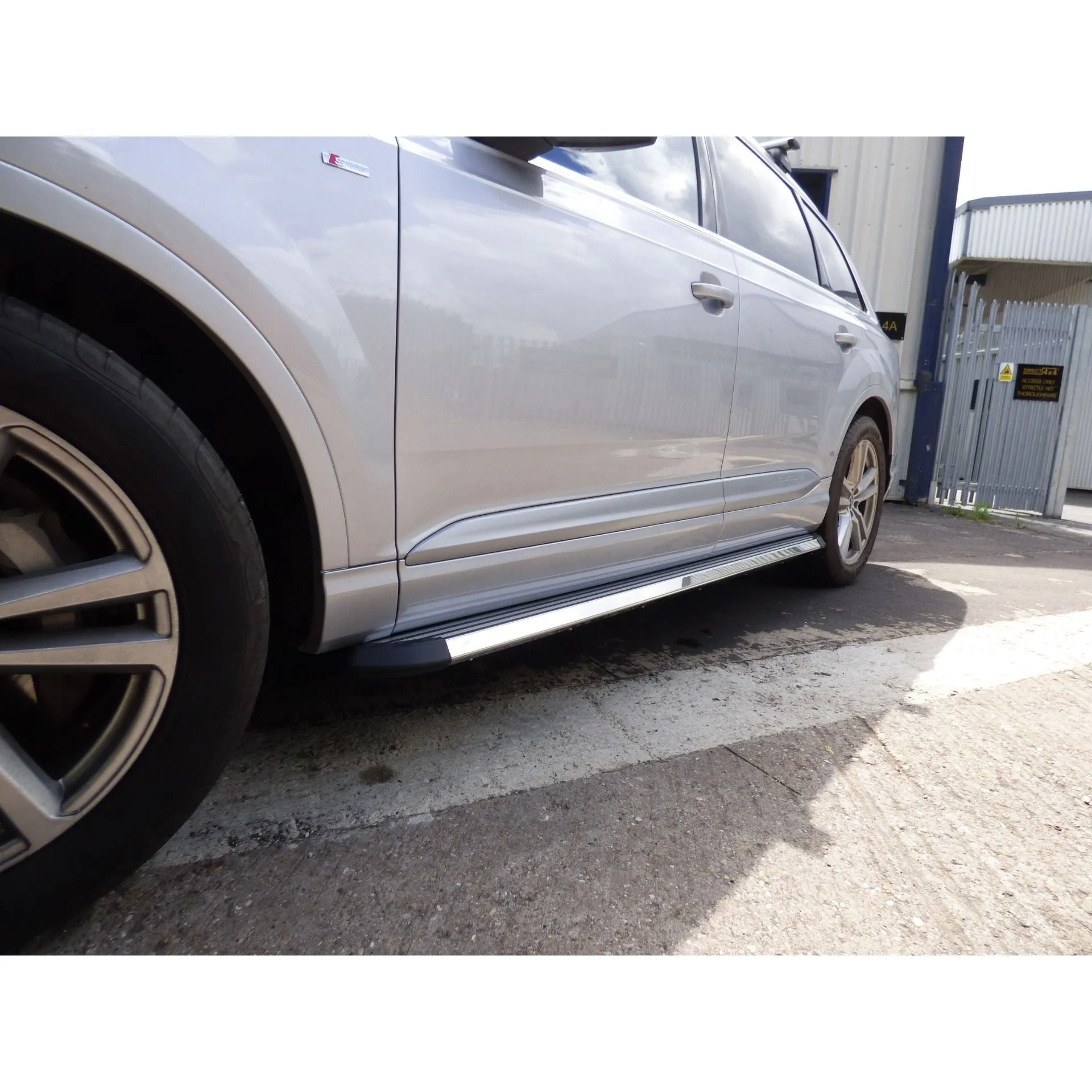 Stingray Side Steps Running Boards for Audi Q7 2016-2019
