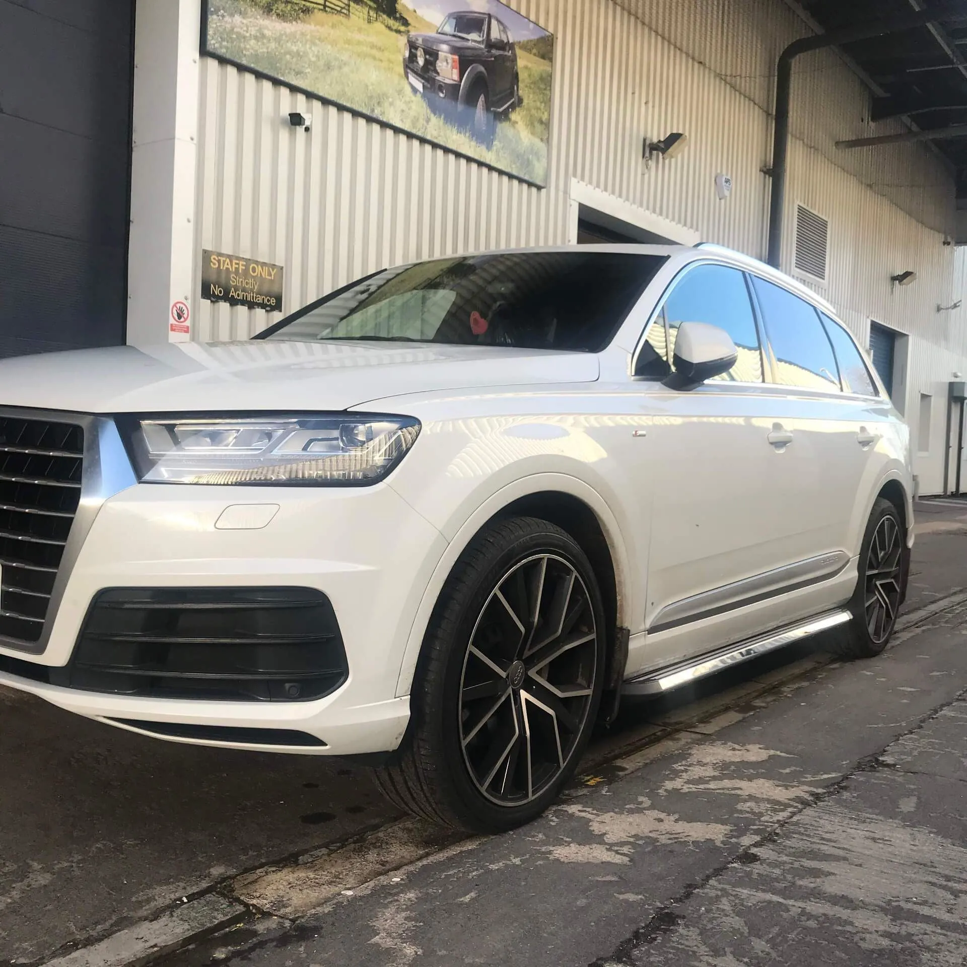 Stingray Side Steps Running Boards for Audi Q7 2016-2019